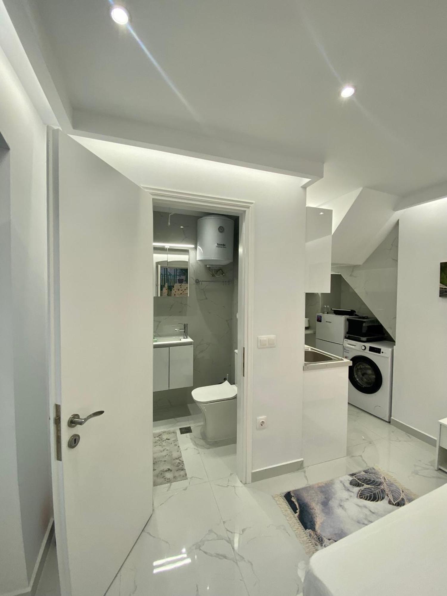 Corfu Port Art Studios ภายนอก รูปภาพ