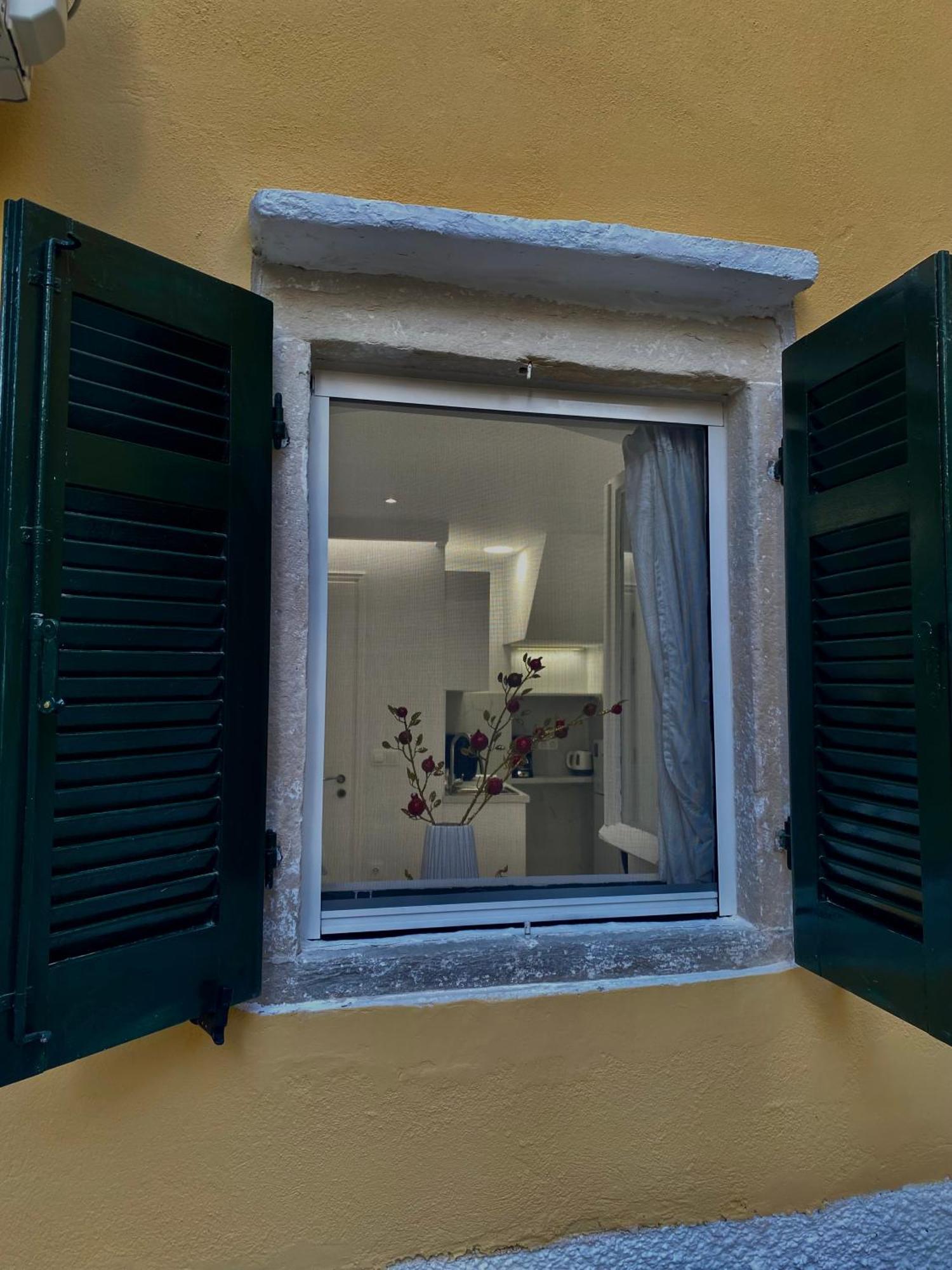 Corfu Port Art Studios ภายนอก รูปภาพ