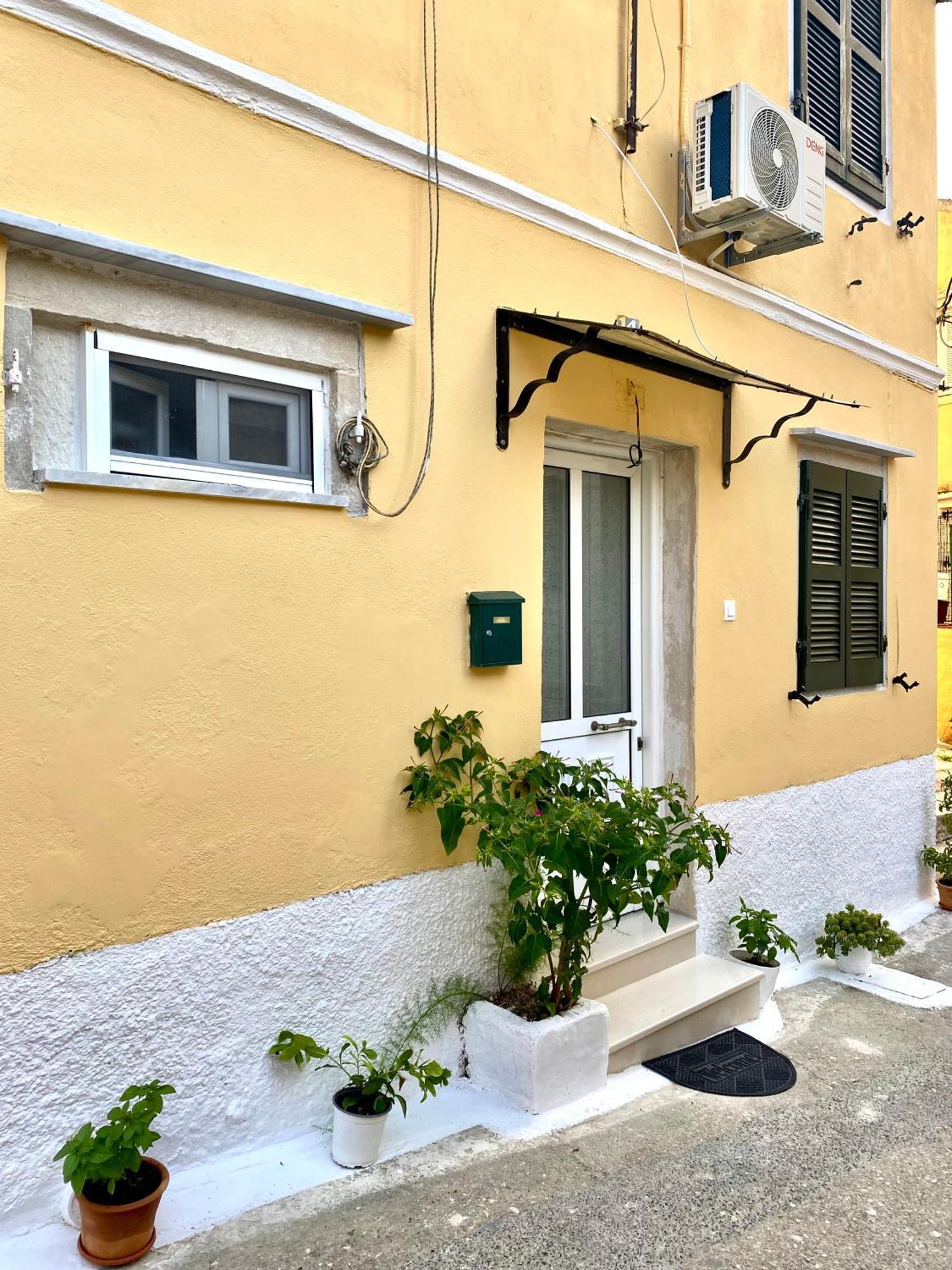 Corfu Port Art Studios ภายนอก รูปภาพ